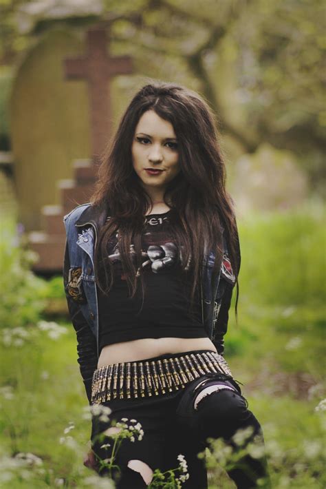 Heavy Metal Girl Porn Videos .